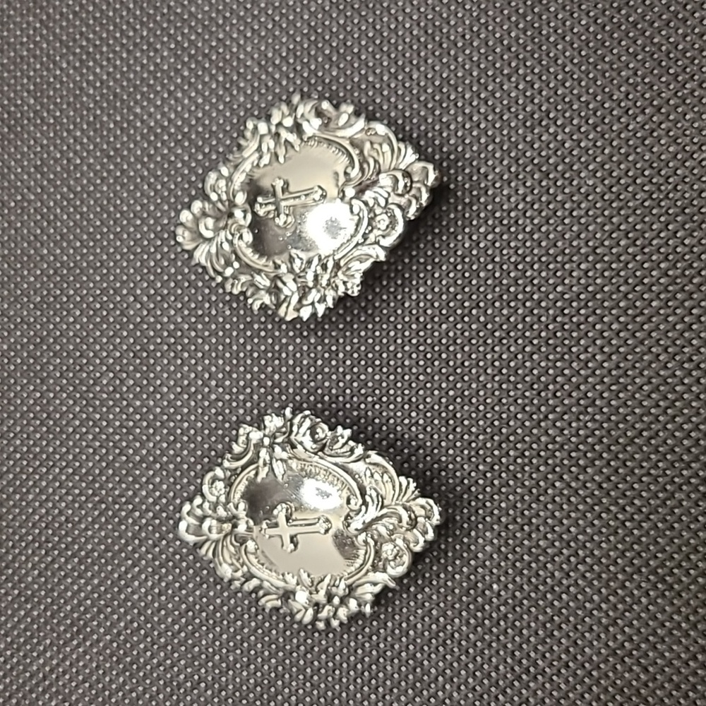 Silver plated brass cross earring clip on